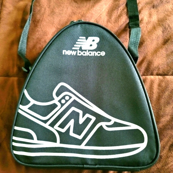 Vintage New Balance Crossbody Lunch Bag - Picture 3 of 7